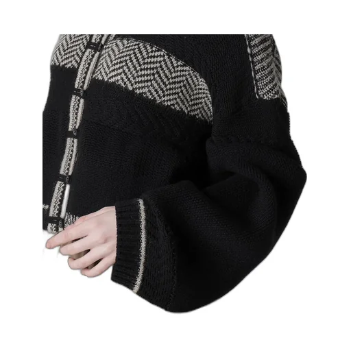 Naitive Jacquard Desing Knit Cardigan