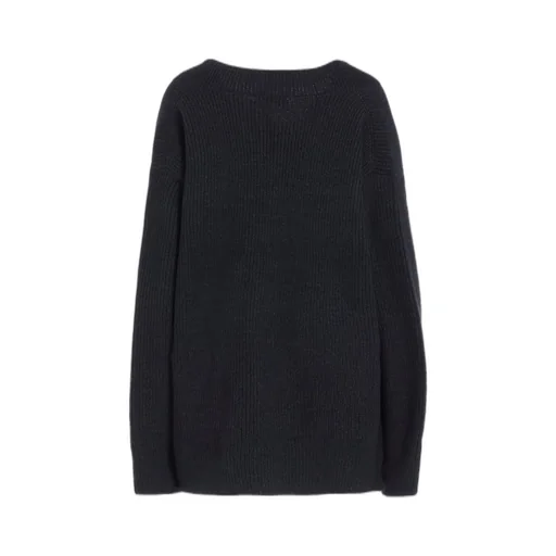 Big V-Neck Knit
