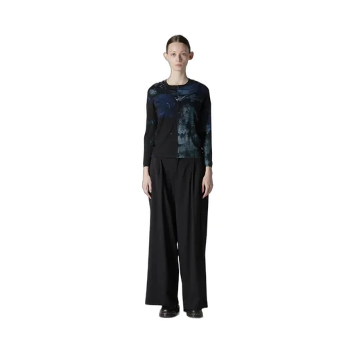Blurry Flower Printted Off Neck Buttoned Cardigan