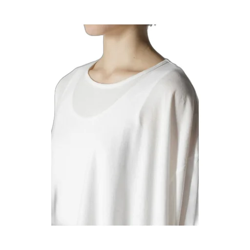 Hard-Twisted Jersey Asymmetric Round Neck T