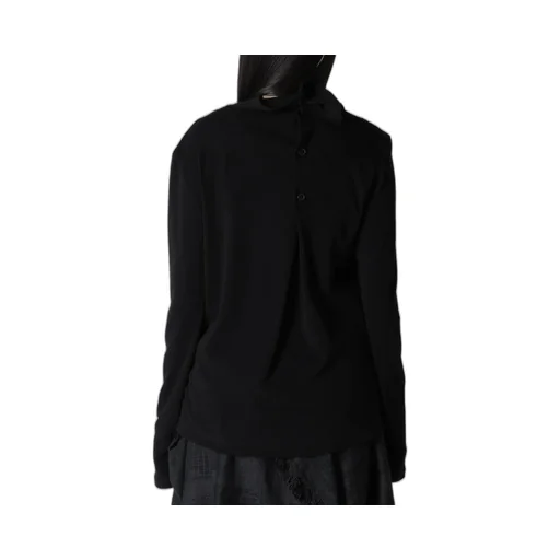Hard-Twist Back Button Off-Neck T