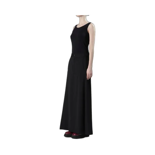 Wool Gabardine Line Skirt