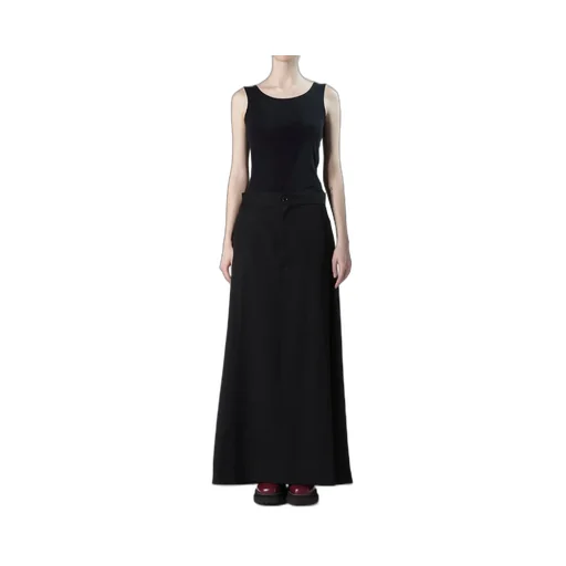 Wool Gabardine Line Skirt