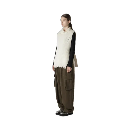 Lamb Wool Damaged Knit Vest