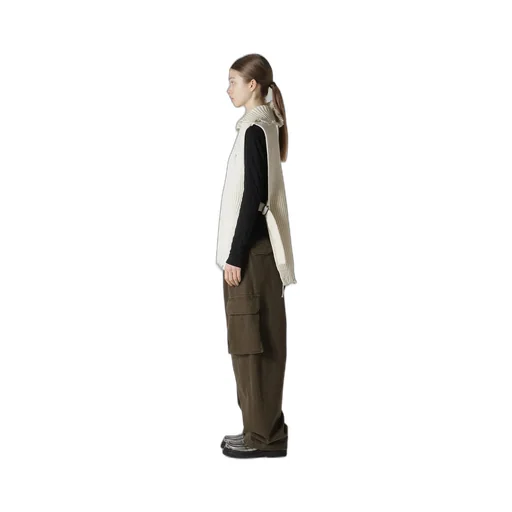 Lamb Wool Damaged Knit Vest