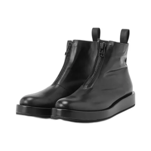 Oil Smooth Leather Zipper Boots
