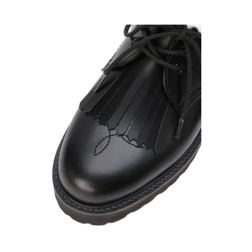 Glass Leather Fringe Tongue Shoes