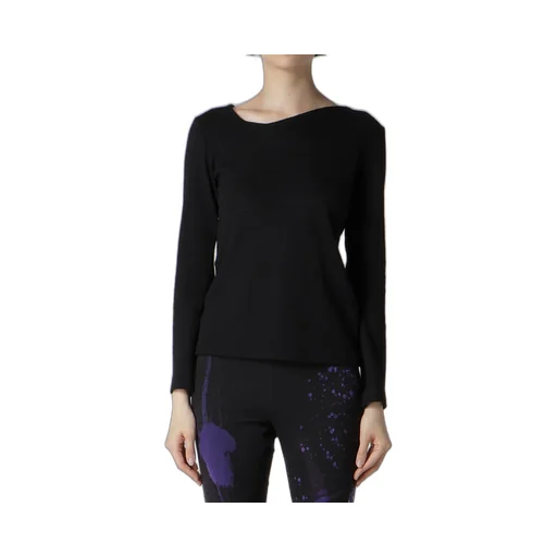 Airy Spun Light Milled Angular Neck Long T-Shirt