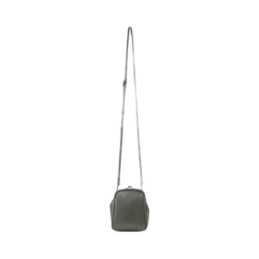 Clasp Shoulder