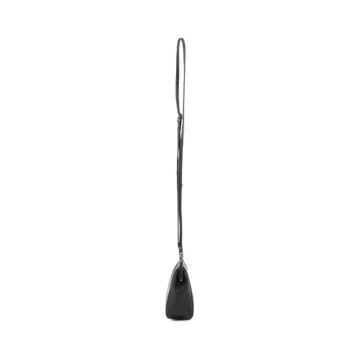 Clasp Shoulder