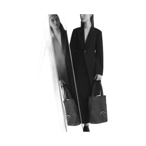 Clasp Tote