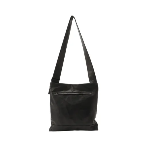 Clasp Shoulder