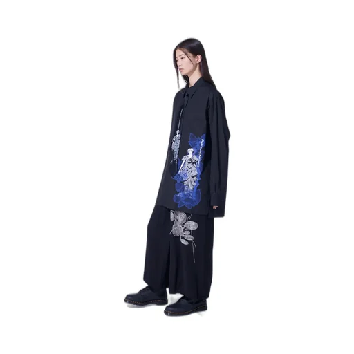 S'yte × Junji Ito -Uzumaki- Azami Wearing Yohji Yamamoto Printed Shirt