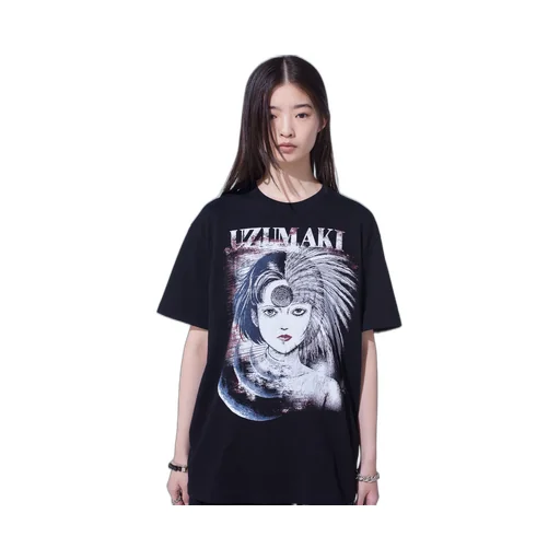 S'yte × Junji Ito -Uzumaki- Azami Collage Graphic T-Shirt