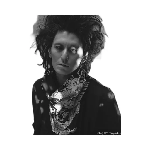 S'yte × Junji Ito -Uzumaki- Azami Wearing Yohji Yamamoto Scarf