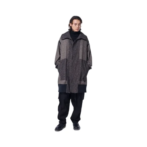 Brushed Twill Needle Punch Reversible Long Truck Top
