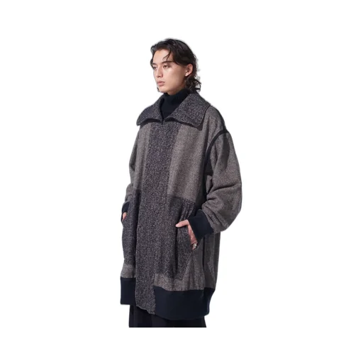 Brushed Twill Needle Punch Reversible Long Truck Top