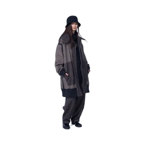 Brushed Twill Needle Punch Reversible Long Truck Top