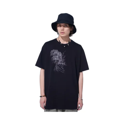 Graphic T-Shirt -Sculpture-