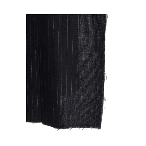 Rayon Jersey Long-Sleeved T-Shirt With Pleated Stripes Fabric