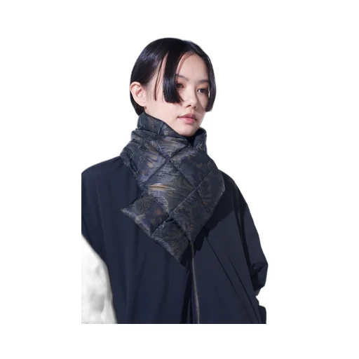 【S'yte X Taion】Dahlia Camouflage Quilted Down Reversible Scarf
