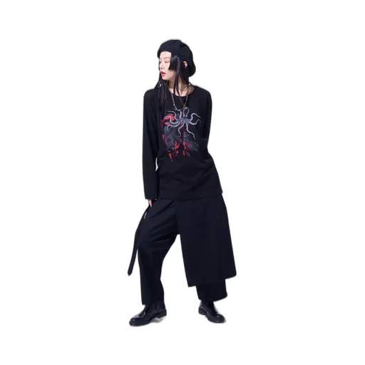 Graphic Long-Sleeved T-Shirt Octopus