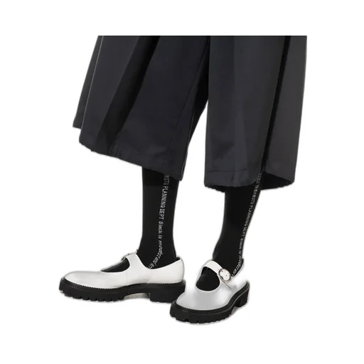 Cotton Plain Stitch「Black Is Modest」Line Socks