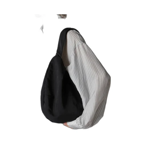 Nylon Washer Twill Gyoza-Style Bag