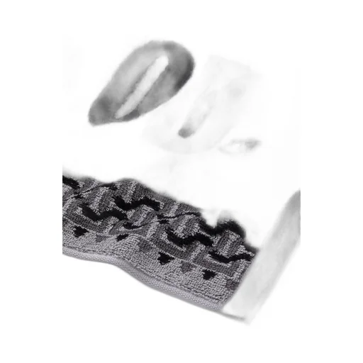 Geometric Pattern Towel