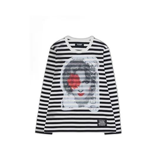 Portrait Border T-Shirt