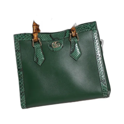 Gucci Diana Medium Tote Bag