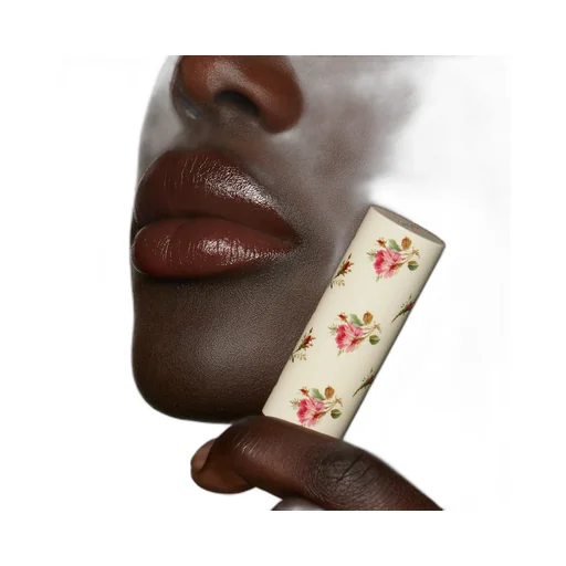 134 , Rouge à LÈVres Voile Lipstick Clara Chestnut
