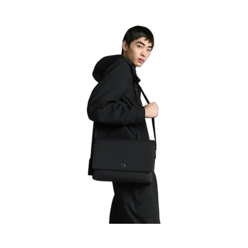 Cd Icon Messenger Bag With Flap