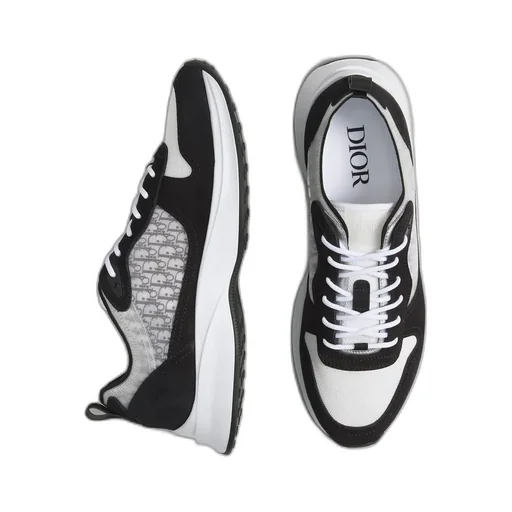 B25 Runner Sneaker