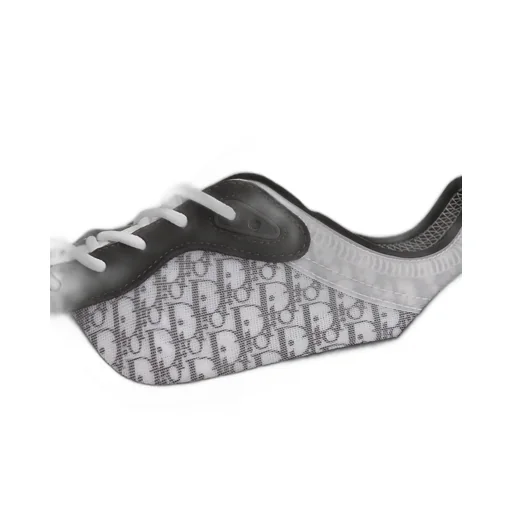 B25 Runner Sneaker