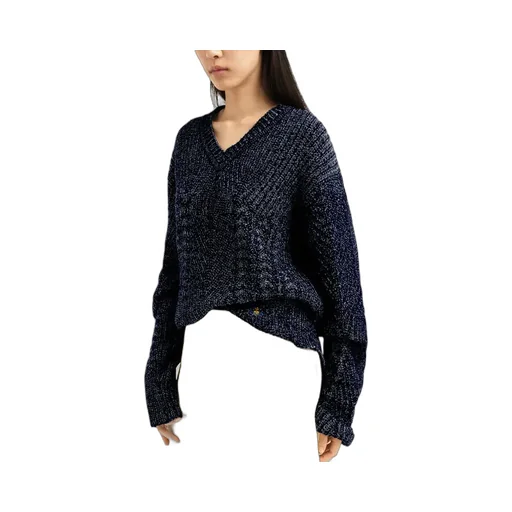 Lottie V-Neck Jumper