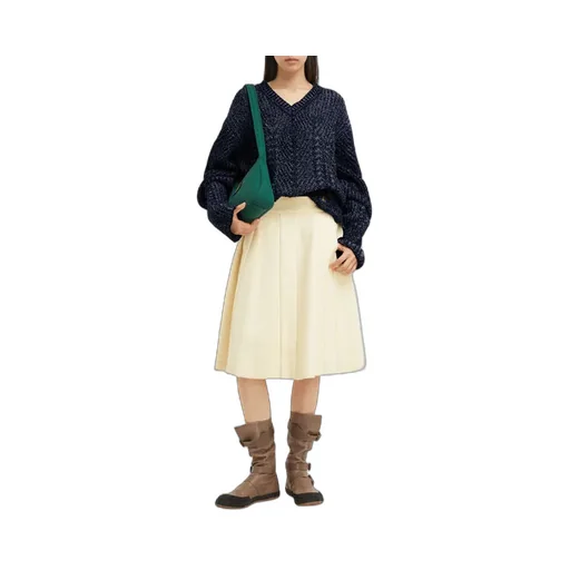 Lottie V-Neck Jumper
