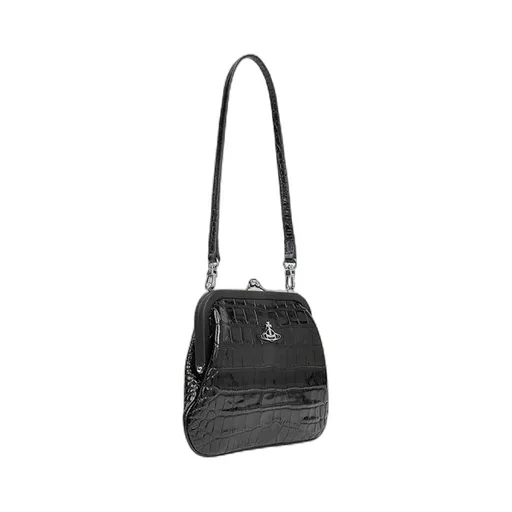 Vivienne's Clutch