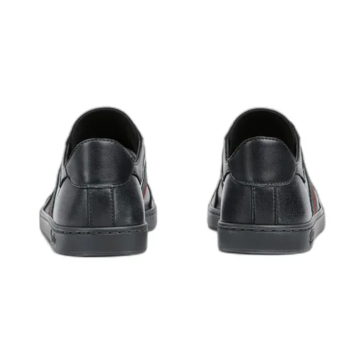 Stretch Low-Top Trainer