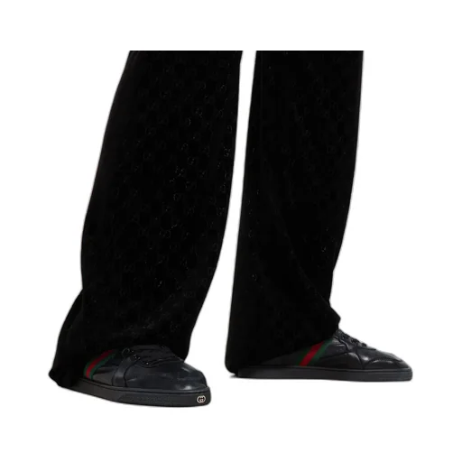 Stretch Low-Top Trainer