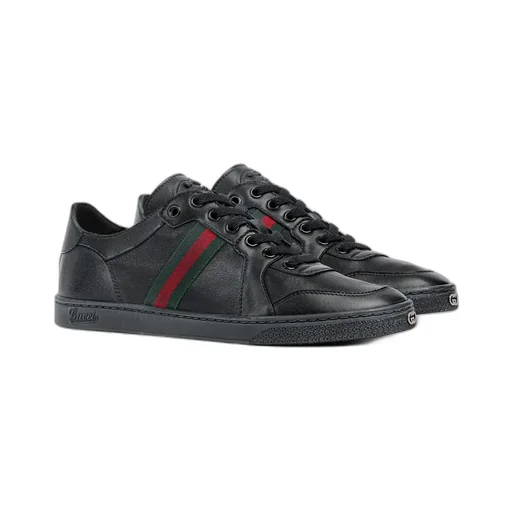 Stretch Low-Top Trainer
