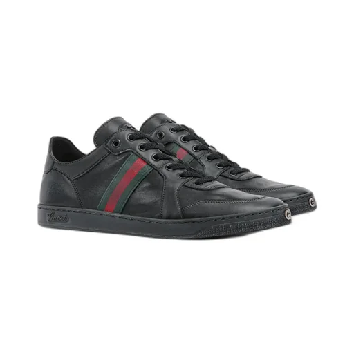 Stretch Low-Top Trainer