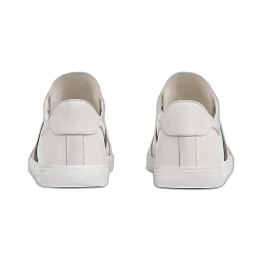 Stretch Low-Top Trainer