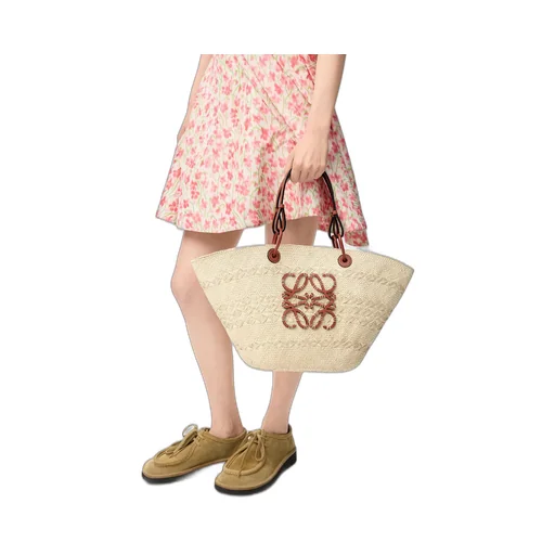 Medium Anagram Basket Bag In Iraca Palm And Calfskin