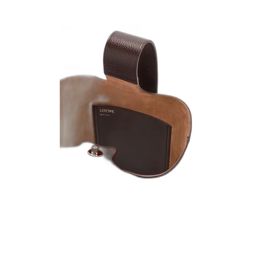 Large Pebble Bucket In Supple Grained Calfskin