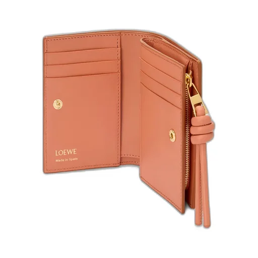 Knot Compact Wallet In Shiny Nappa Calfskin