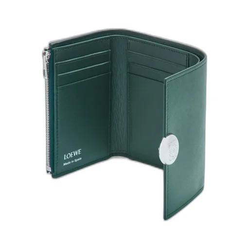Pebble Small Vertical Wallet In Shiny Nappa Calfskin