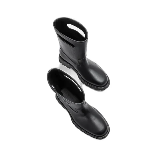 Bobby Boot In Grained Vegetable-Tanned Calfskin