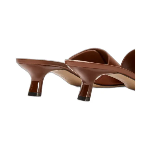 Pebble Slide In Soft Calfskin