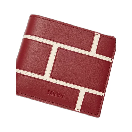 Bifold Wallet In Classic Calfskin